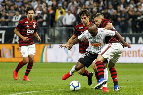 craque do jogo corinthians x flamengo